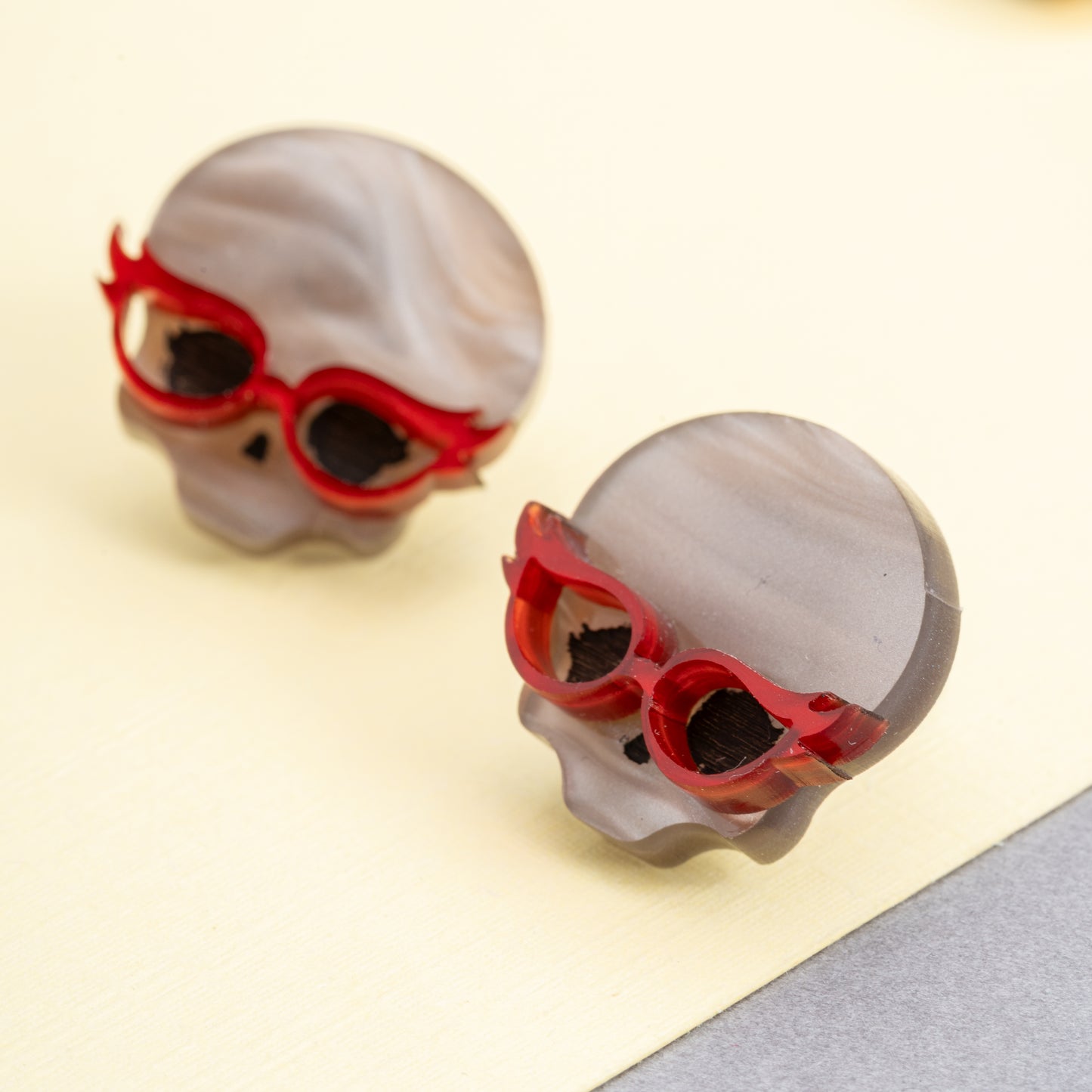 MINI GHOULA, OPERETTA Y CLEOH